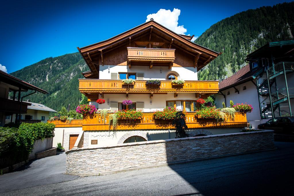 Moroder Haus Hotel Mayrhofen Exterior photo